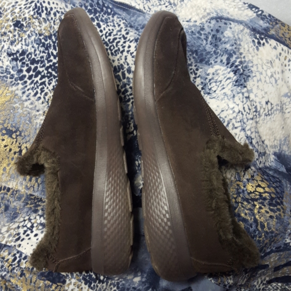 Women's Skechers brown fuzzy gen5 shoes sz 5 - Picture 4 of 10